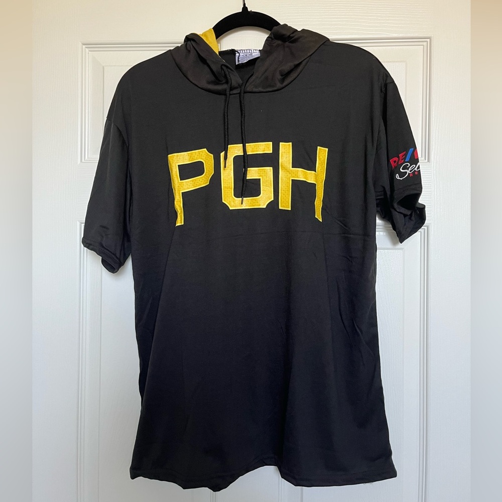 Pirates hoodie shirt